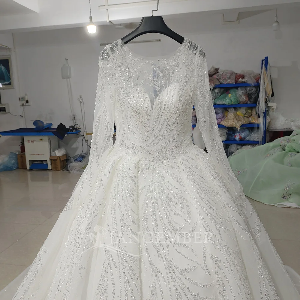 Neuheiten Oansatz Open Back Langarm Glänzende Prinzessin Ballkleid Brautkleider Mit Gericht Zug vestidos de novia boda