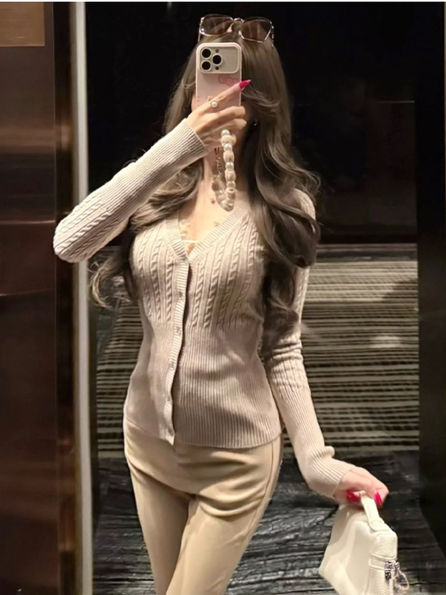 

Женский вязаный кардиган Boran's Love с V-образным вырезом, длинными рукавами и кружевными вставками, винтажный свитер-топ для ранней весны