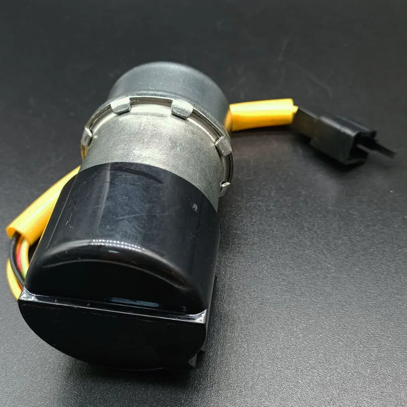 Fuel Gas Petrol Pump for Suzuki RF400 RF600 RF600RT RF900 RF900R RF900RV 93-97 VZ800 Marauder 800 97-04 GSX1100G 91-93