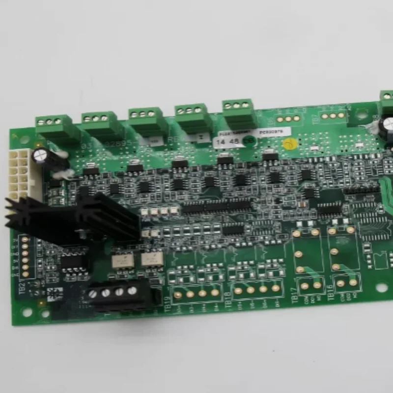 Brand New, Factory-Sealed  371-02895-000