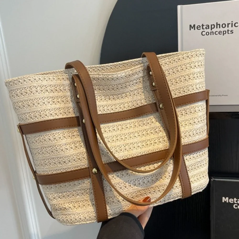 

Fashion and Leisure Large-capacity Straw Woven Bag Women's New Portable Woven Bag Large-capacity Tote Bag