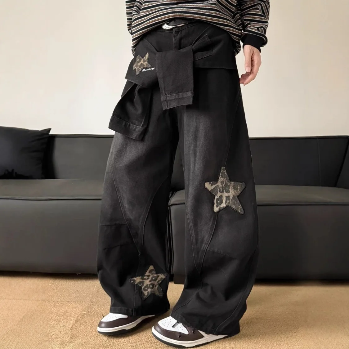 Loose Jeans Man American Washed Retro Y2K Casual Wide Leg Curved Knife Pants Leopard Print Patchwork Star Shaped Design Pants