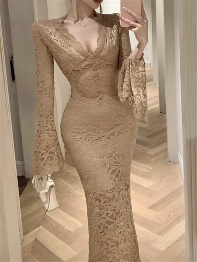 

Elegant Women New Fall Evening Party Long Lace Dress Fashion Black White V Neck Long Flare Sleeve Bodycon Pencil Dress Vestidos