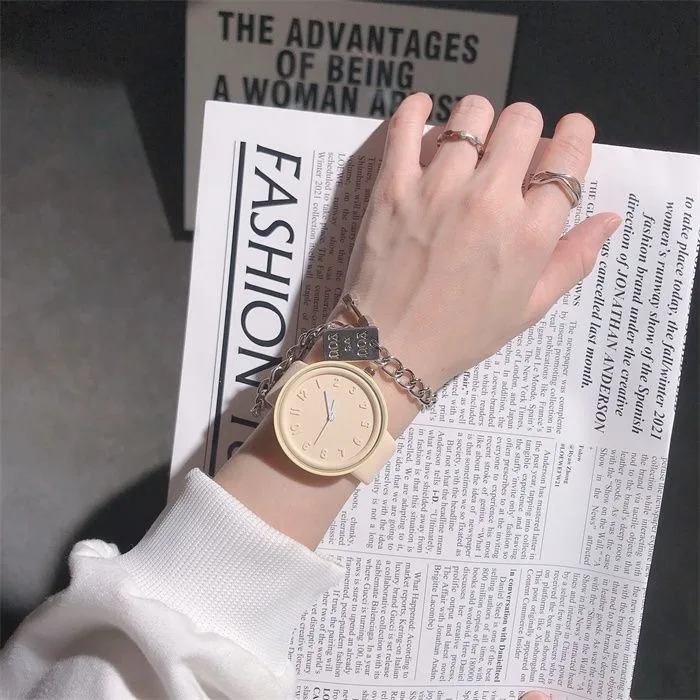 Candy Color Small Fresh Watch for Female Student High Aesthetic Value Simple Niche Design Accessory for Younger Girls customized