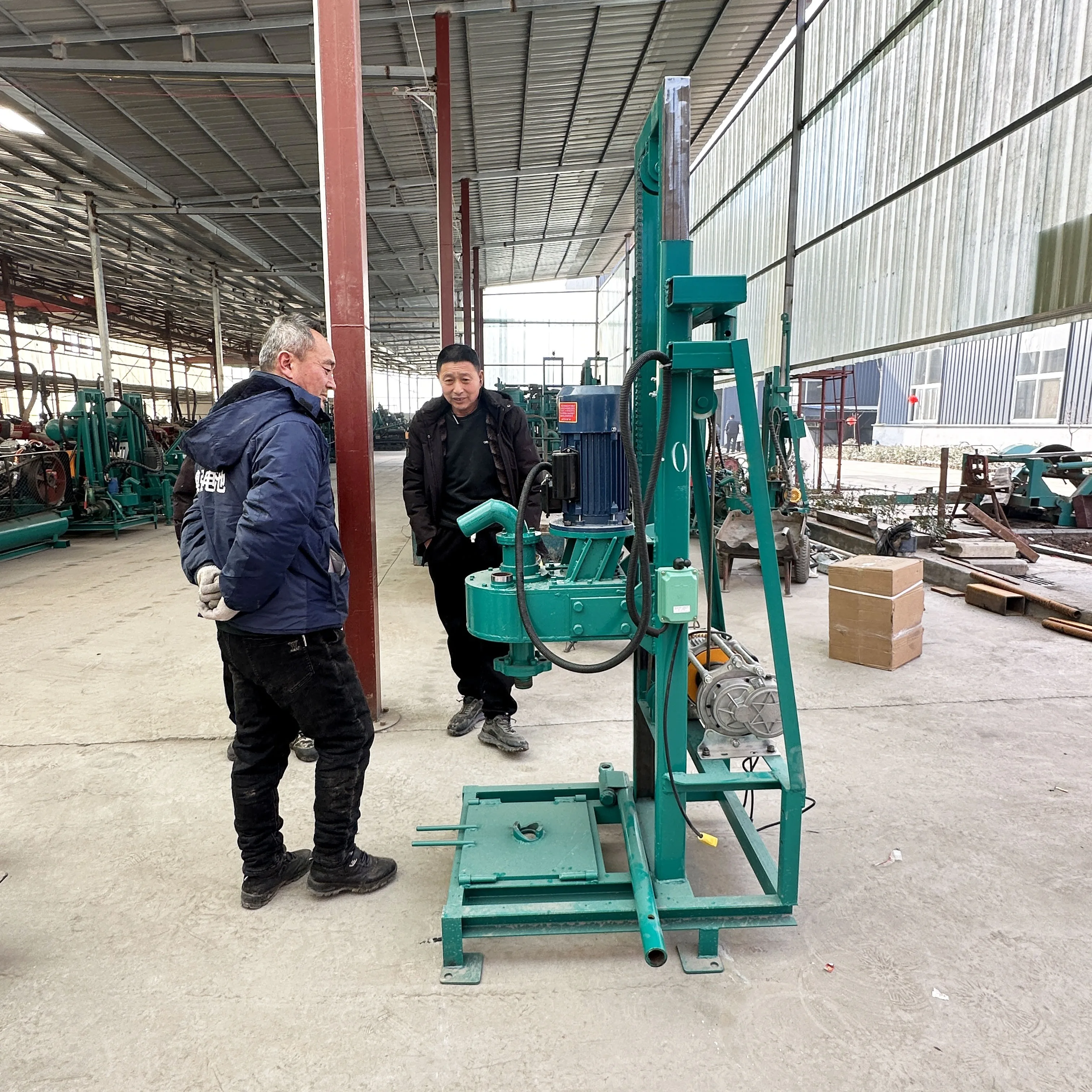 20253KW الشركة المصنعة الكهربائية المحمولة سعر بيع جهاز حفر آبار المياه بطول 150 مترًا