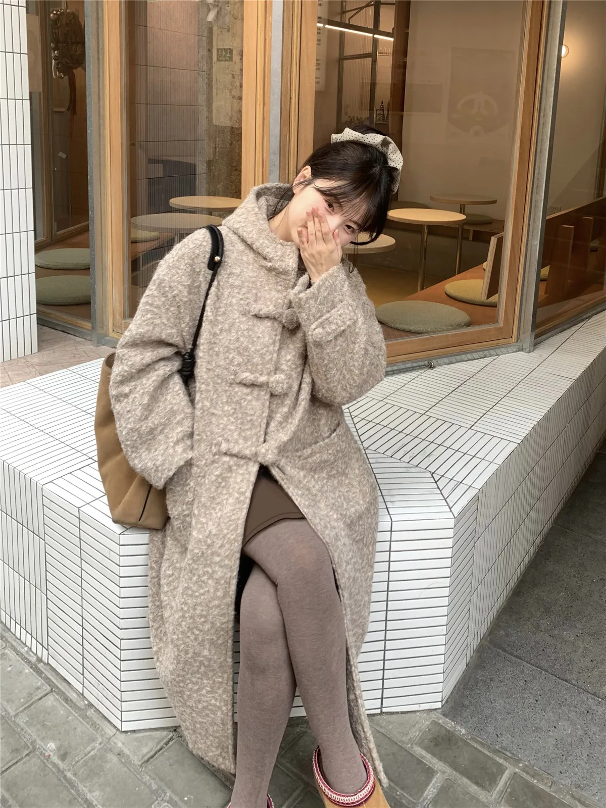 

Original Design Aun Five's Long Coat in Beige with Hood Loose ape Woolen Outerwear Faionable Commute Sle Polyester