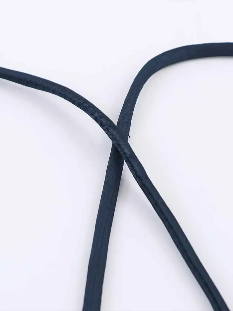 Neuzugang im europäischen und amerikanischen Winterstil, modisches und einfaches Damen-Unterhemd-Design, vielseitiges strukturiertes langes Kleid