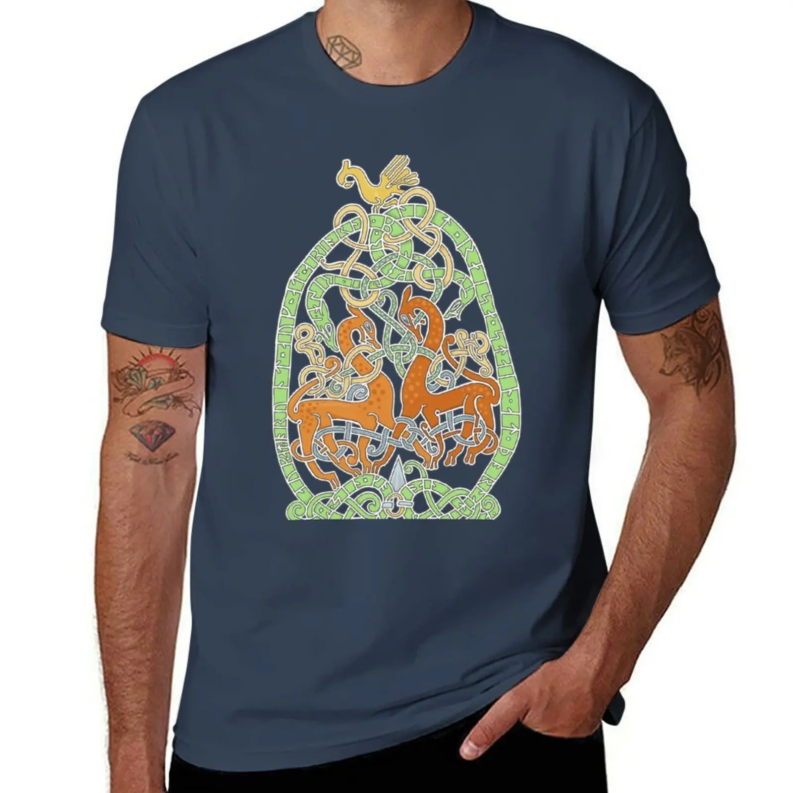 Camiseta deportiva para actividades al aire libre (U Runestone after 753)