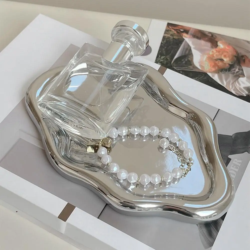 2026 Modern Jewelry Dish Minimalist Key Dish Vanity Jewelry Holder Tray Desktop Organizer for Keys Earphones Watches Entryway Be