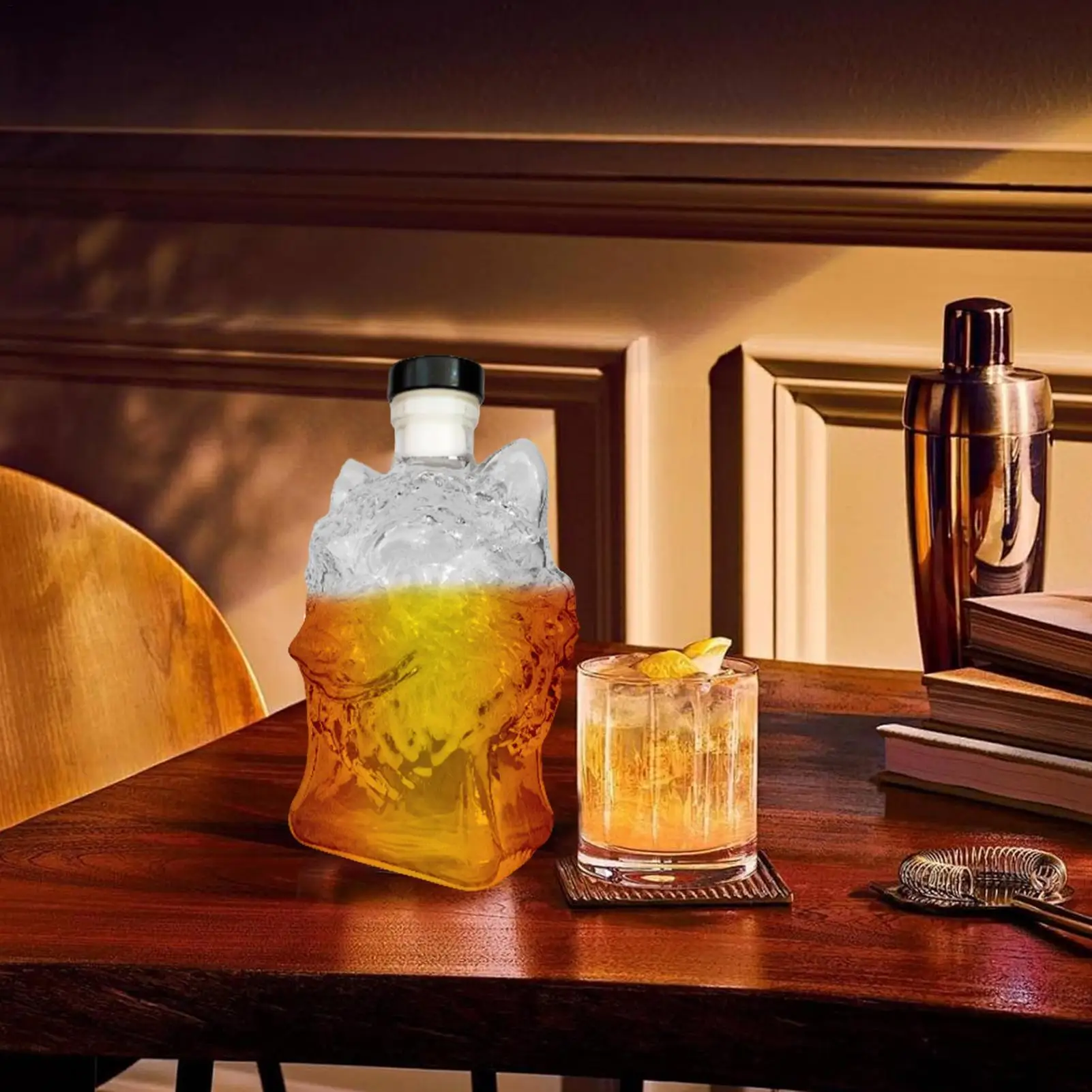 

Vodka Decanter Glass Liquor Decanter Bottle 350ml Wolf-Head Profile Spirit Bar Tool Drink Container For Father Men Husband Dad
