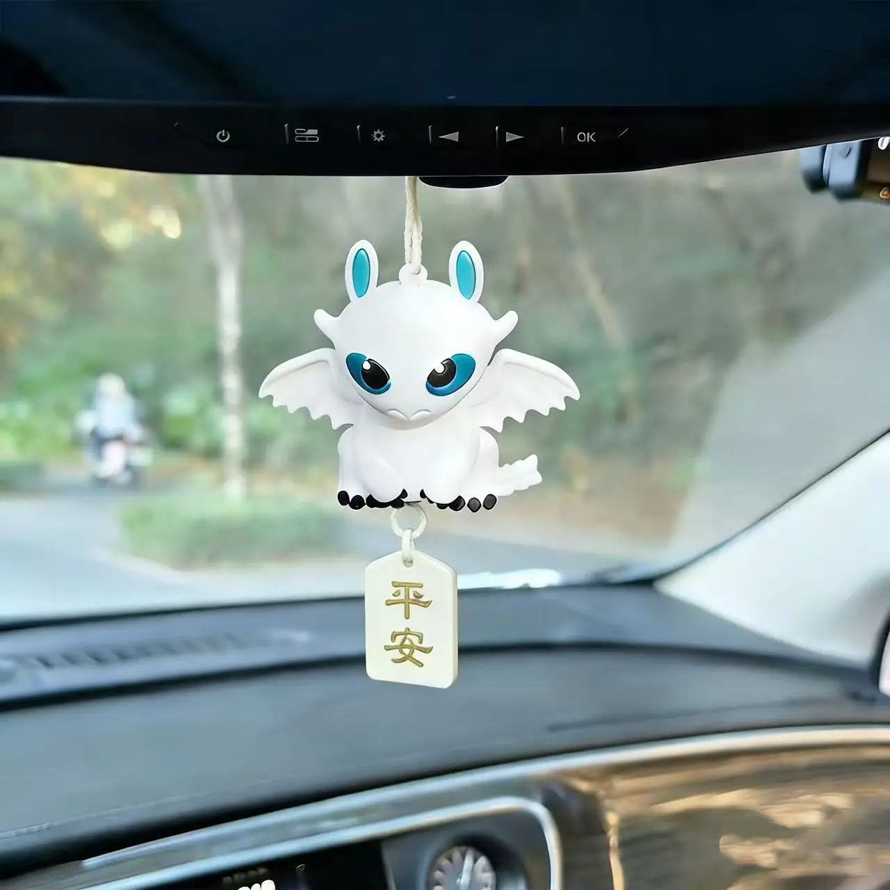 Toothless car hanging doll, cute cartoon plush toy, novelty toy for car decoration, dashboard ornament, holiday gift for friends - view 3