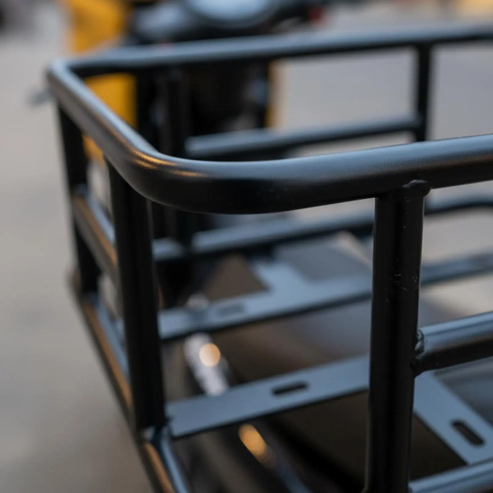 

Food Delivery Box Rack Universal Fit Motorcycle Delivery Delivery Carrier Electric Bike Luggage Carrier Easy Installation