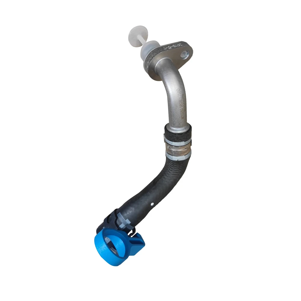 

Трубка охлаждения турбины для автомобилей C3-C4, DS3, DS4 с бензиновым двигателем 1.2 л, серебристая, металлическая, заводская спецификация, высокая надежность (30559330, 9808017580)