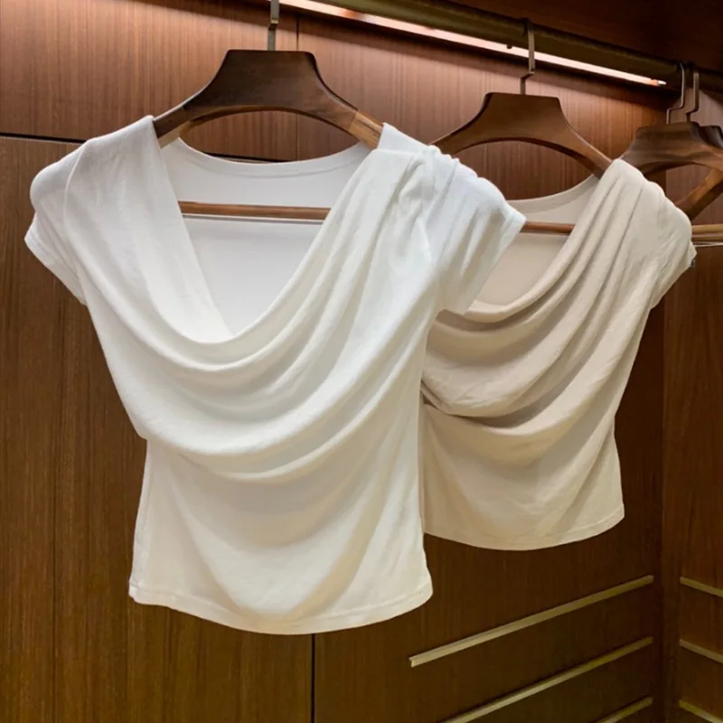 Korean Spring and Summer New Slim Fit and Slim Neckline Showing Body Temperament, Thread Short Sleeve Short T-shirt for Women