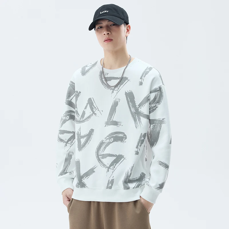 

Korean version of the fall fashion trend of men's casual versatile sweater personalized letters printed men's tops