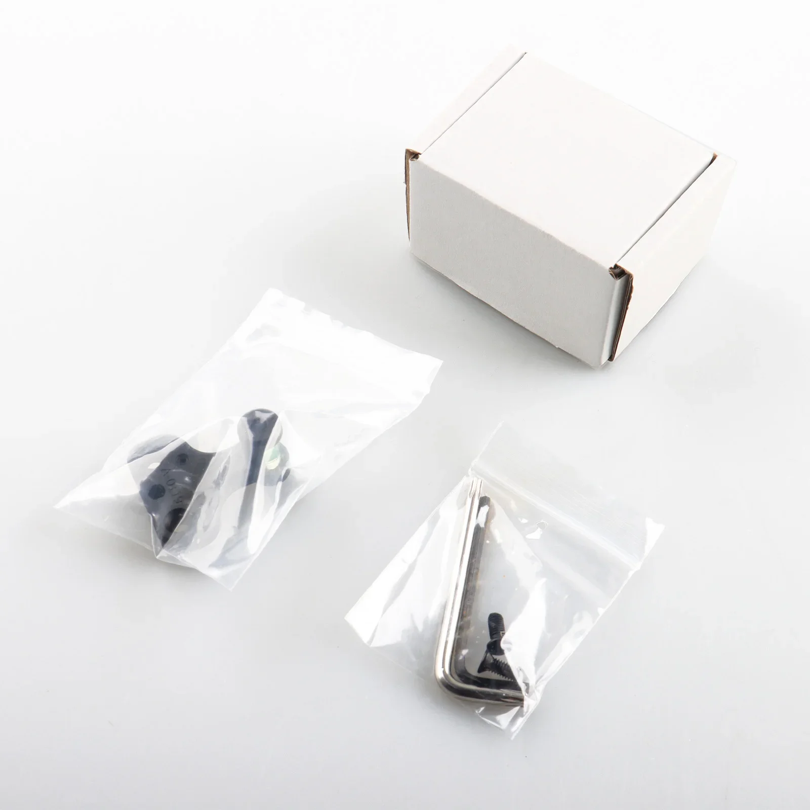A-0119 External Bubble Level Assembly with Screws for Scope Mounts, Enhances Rifle Accuracy