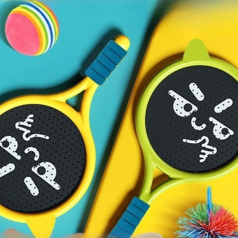 

Интерактивный спортивный набор для родителей и детей — бесшумная домашняя ракетка для малышей с мягкими мячами, игрушка для фитнеса на открытом воздухе для семейного бадминтона