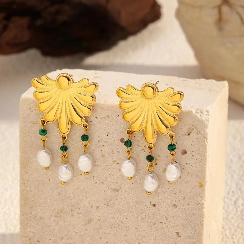 

Fashion Exqusite Geometric Texture Stud Earrings Stainless Steel Pearl Tassel Earrings Jewelry For Woman Daily Wear Party Gifts