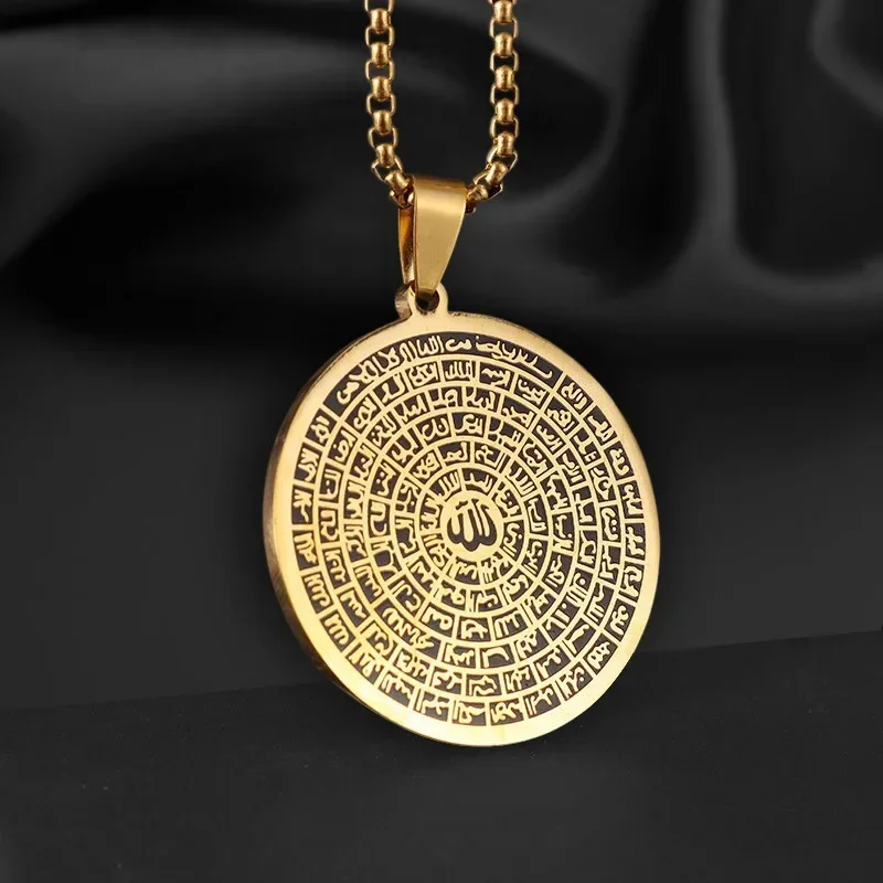 Vintage Stainless Steel Buddha Plate Scripture Shurangama Mantra Pendant Necklaces  Men\'s Religious Wishing Amulet Party Jewelry