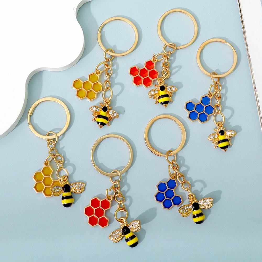 

Cute Rhinestone Bee Key Ring Lovely Metal Honeycomb Pendants Key Chains Backpack DIY Ornaments Souvenir