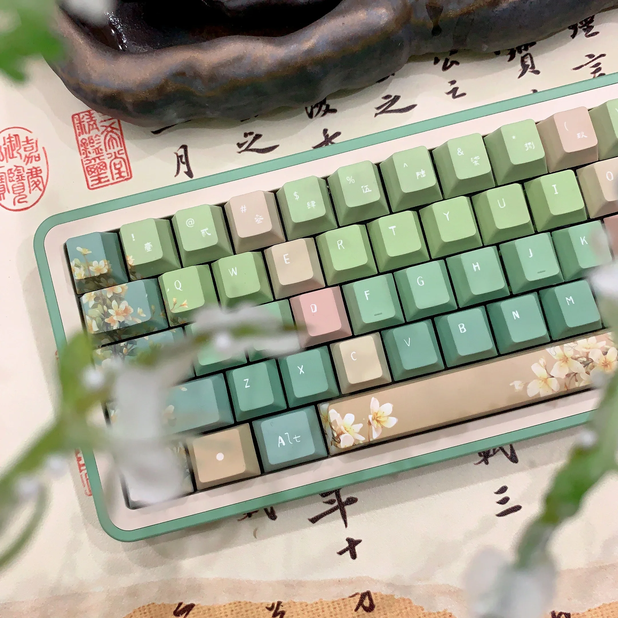 New shell box Guofeng keycap curtain mountain spring green five-sided hot sublimation new original 140 keys suitable for mechani