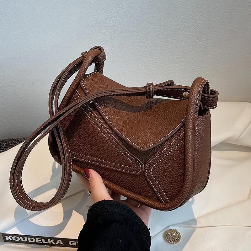 Online Celebrity in Vogue Small Bag Female Summer New Fashion Minority Design Underarm Bag Crossbody Bag Ins Pillowcase