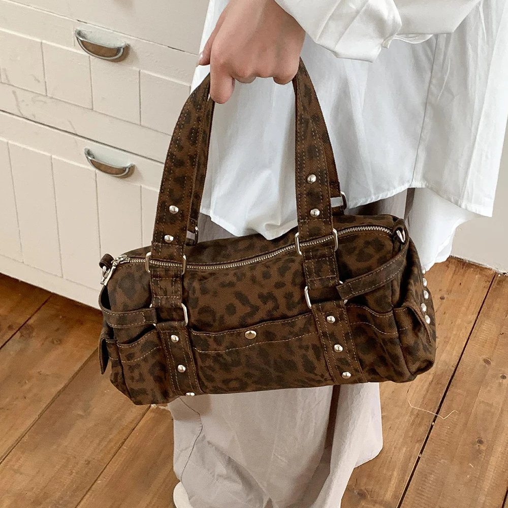 

Punk Leopard Rivet Motorcycle Bag Fashion Studded Shoulder Bag Animal Printed Handbags Designer Bags for Women High Quality Tote