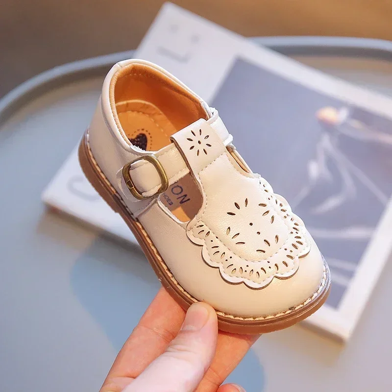 Children\'s Princess Leather Shoes Four Seasons Models Brown Soft Girls Baby Casual Shoes Beige Fashion Kids Baby Walking Shoes