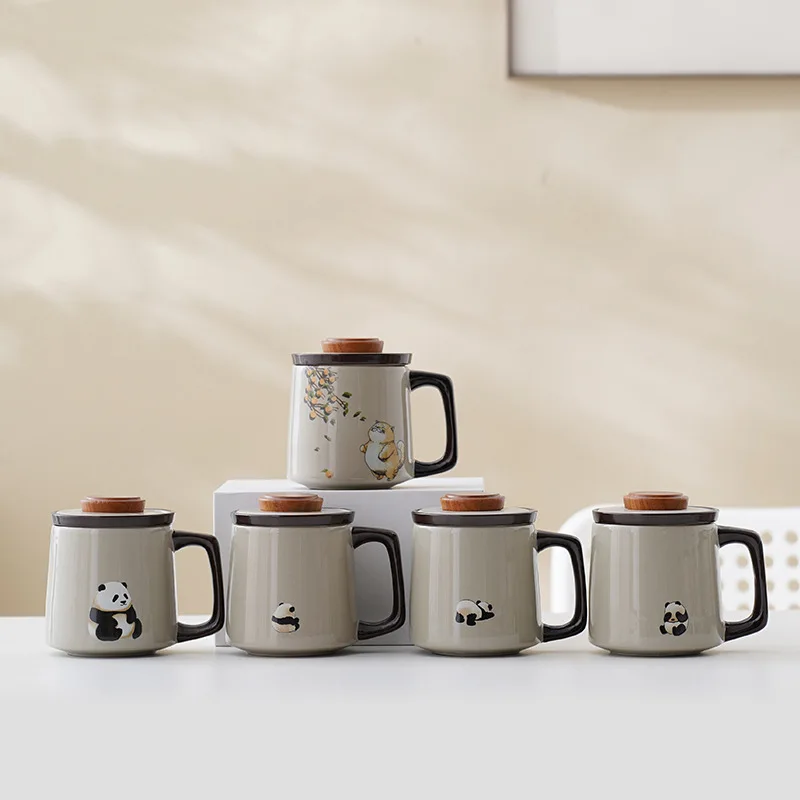 كوب سيراميك مقاوم لدرجات الحرارة العالية كوب فصل شاي الباندا بسيط شخصي للزوجين كوب ماء مكتب الاتجاه الإبداعي فنجان الشاي