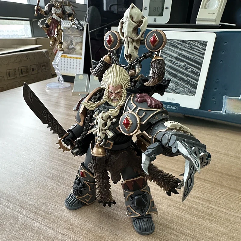 JOYTOY Warhammer 1/18 ทหารตัวเลขการกระทํา Horus Heresy Space Wolves Geigor Fell-มือ 13.5 ซม.สะสมอะนิเมะเกม