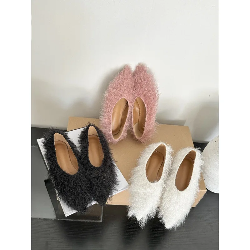 Zapatos de invierno para mujer, calzado femenino de colores mezclados, punta estrecha, boca poco profunda, zapatillas suaves, vestido informal, Otoño, nuevo