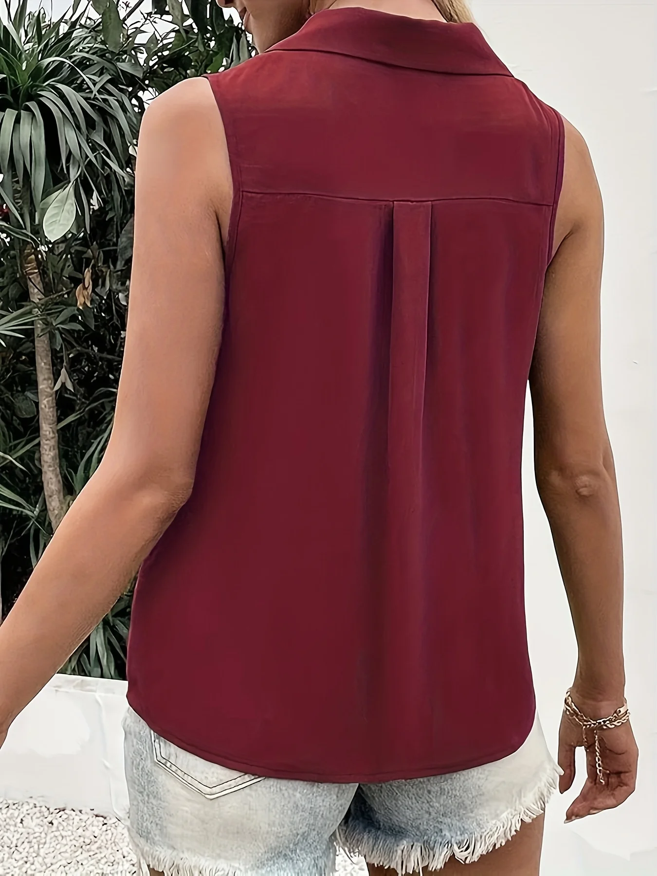 سترة نسائية منسوجة كبيرة الحجم باللون العنابي سترة نسائية منسوجة كبيرة الحجم سترة فضفاضة غير رسمية مناسبة لملابس الصيف باللون العنابي