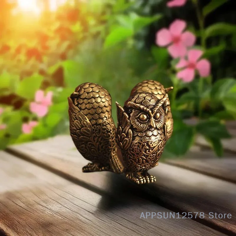 Single Vintage Brass Owl Sculpture with Ear Covering Design, Ideal for Home Office, Unique Bookshelf Decoration and Gift