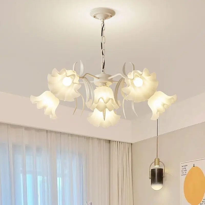 French Pastoral Retro Acrylic Flower Pendant Lights Atmosphere LED Lamps Restaurant Living Room Bedroom Study Ceiling Chandelier