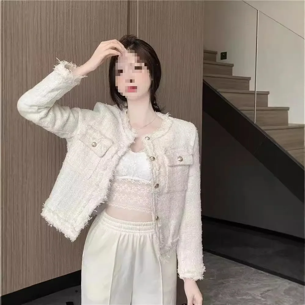 

Женские твидовые пиджаки: элегантные, демисезонные, с карманами и пуговицами, для офиса и деловых встреч