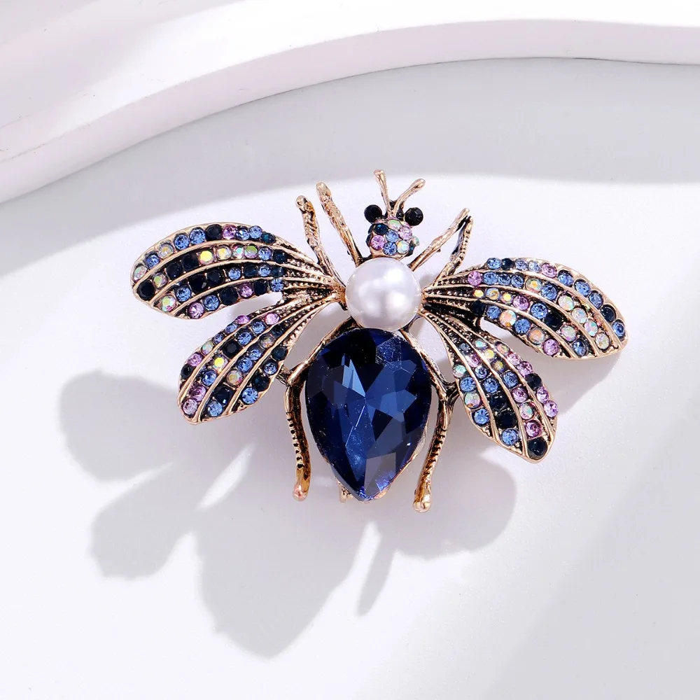 

Fashionable Vintage High-end Bee Brooch Luxurious Insect-shaped Women's Brooch Versatile Accessory