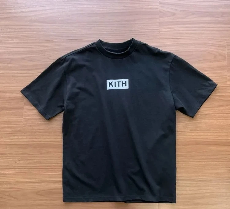 

Classic High-quality KITH ​​Men's Casual Cotton T-Shirt Contrast Print Streetwear Top White Crew Neck Summer Graphic Tee​​