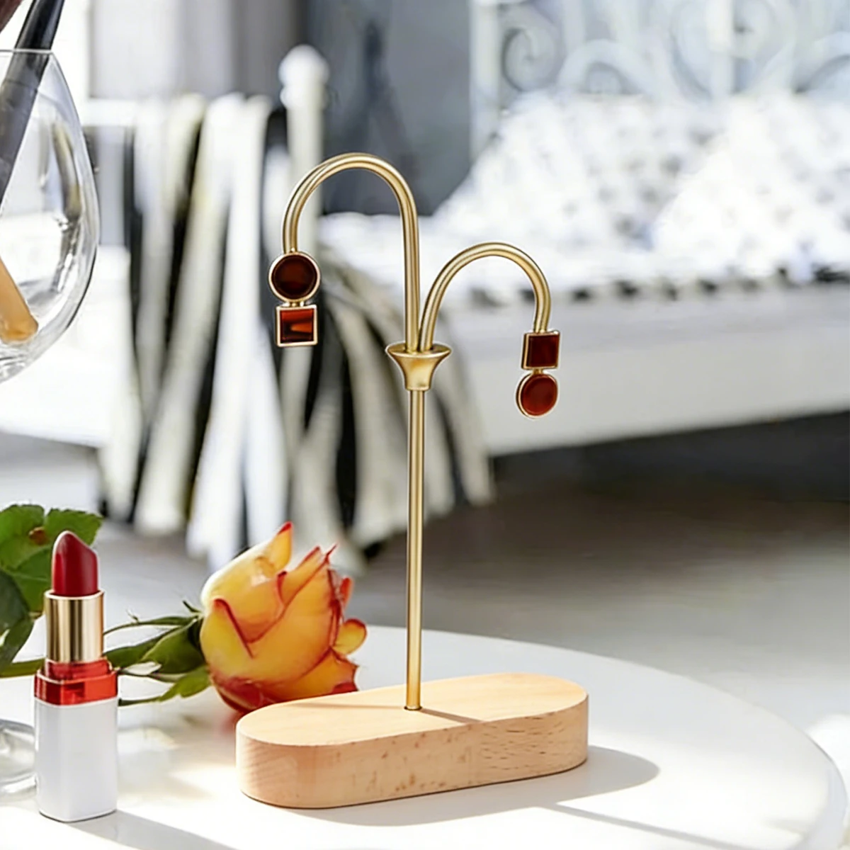 1-piece set of elegant solid wood base metal hanging earrings display stand, jewelry display and storage, counter display, speci