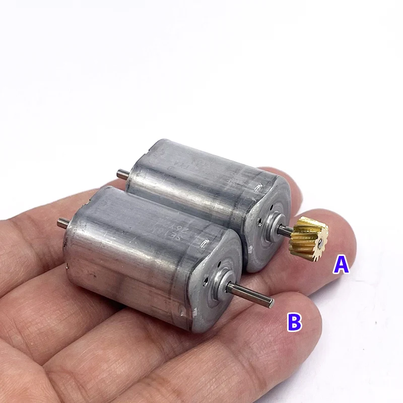 Minebea Rotor 6 Kutub Mini 18MM * 18MM Motor Persegi DC 6V-12V 8200RPM Torsi Besar Mesin Poros Ganda Mikro DIY Model Mainan Kereta Rel