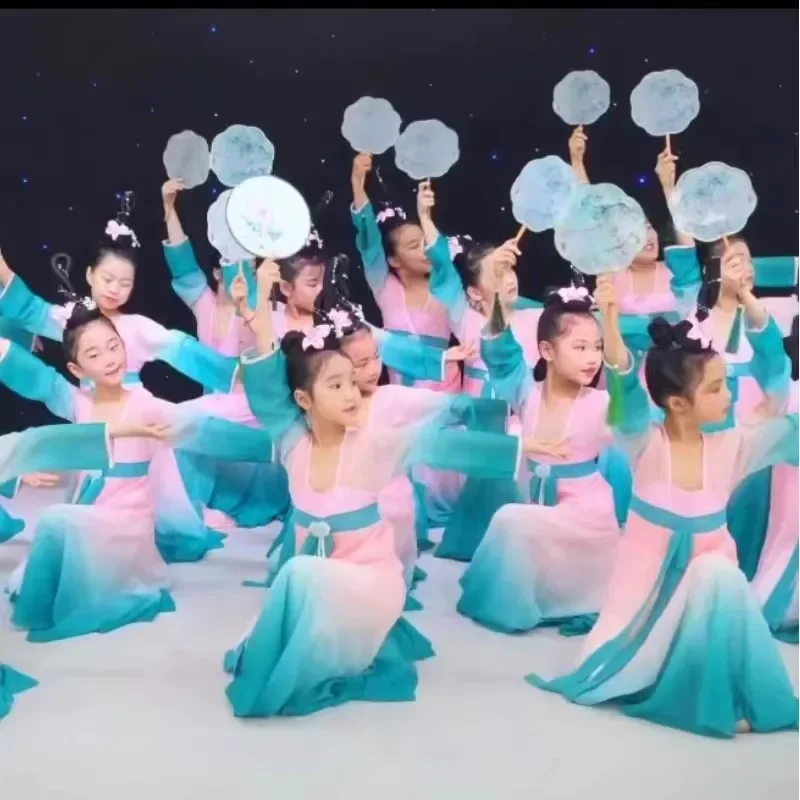 Chiński strój Hanfu nowy dziecięcy klasyczny kostium sceniczny taniec z parasolem etniczne dziewczynki Yangko odzież taniec z wachlarzem