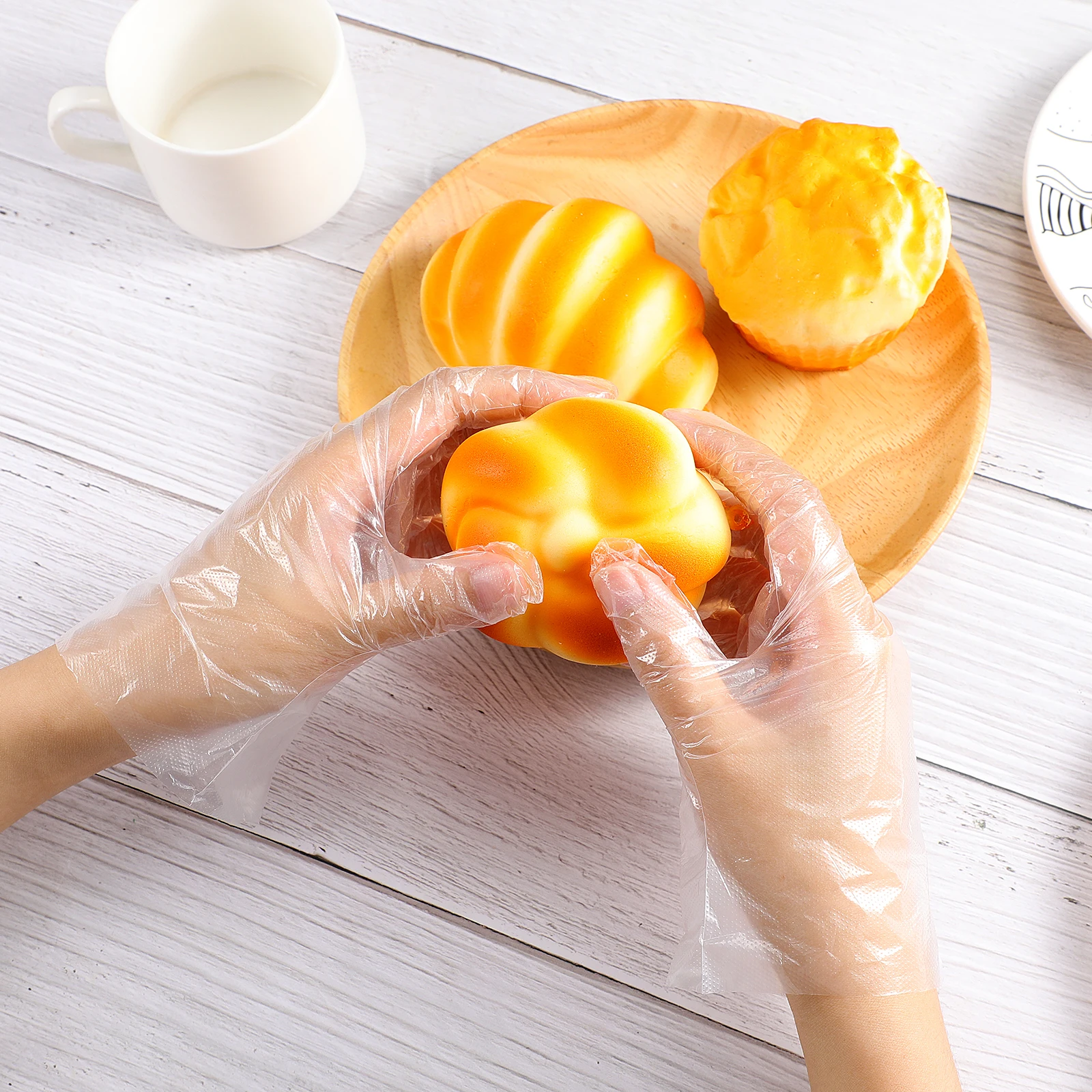 

100pcs Disposable Plastic Gloves Kids Size Food Prep Transparent PE Material Protective Gloves for Children Labor Protection