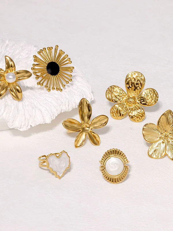 

Exaggerated Personali High-End Feelings Jewelry Rings Heart aped Non-Fading Open Stainl Steel Rings for Women