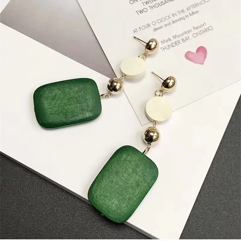 Green Crystal Women\'s Dangle Earrings Metal Material Square Pendants C-shaped Hollow Bowknot Hanging Earrings for Female 2025