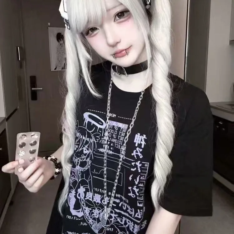 

Jirai Kei Cosplay Anime Black Long Sleeve Crewneck Sweatshirt Costume Oversized Casual Streetwear Halloween