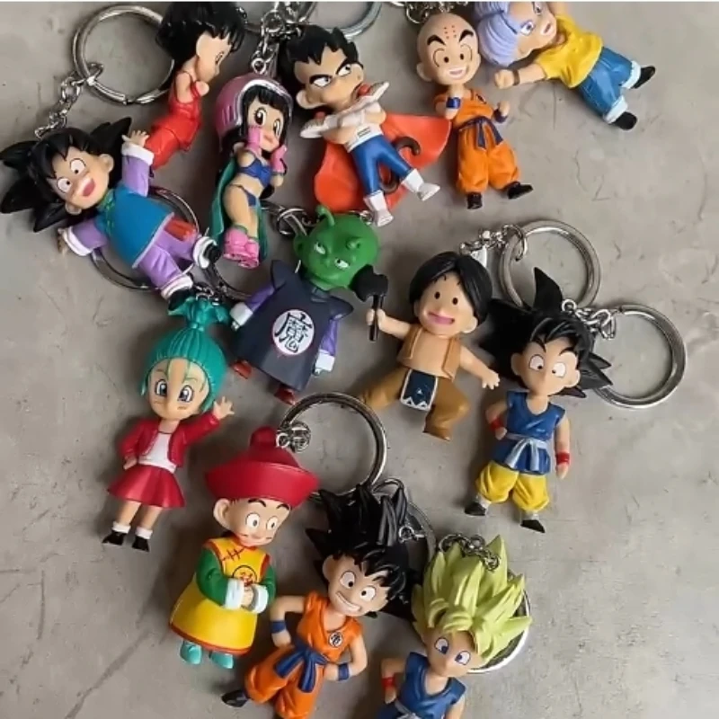 Dragon Ball Anime Figure Keychain Random 1PC 7cm Son Goku Bulma Vegeta Piccolo Resin Doll Bag Pendant Key Chain Collectible Gift