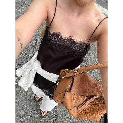 Imagen 2 del producto Camisola Vintage Sexy de encaje Floral de retales de satén para mujer Boho y2k sólido sin mangas espalda descubierta playa Chic Tops recortados