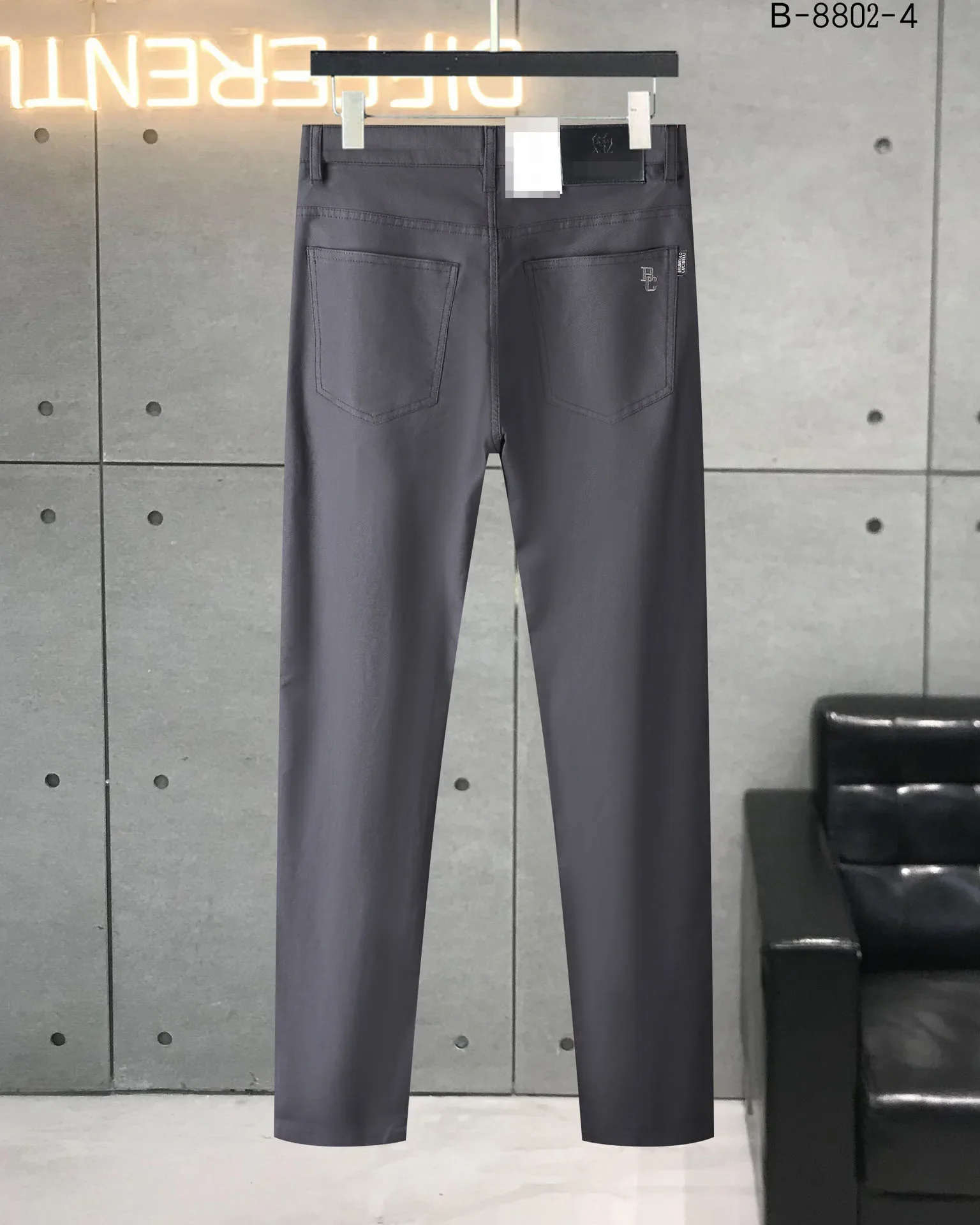 BILLIONAIRE SIJITONGDA The New Casual Pants For Spring And Summer 2024 Are Bright In Color, Refreshing And Comfortable To Wear,