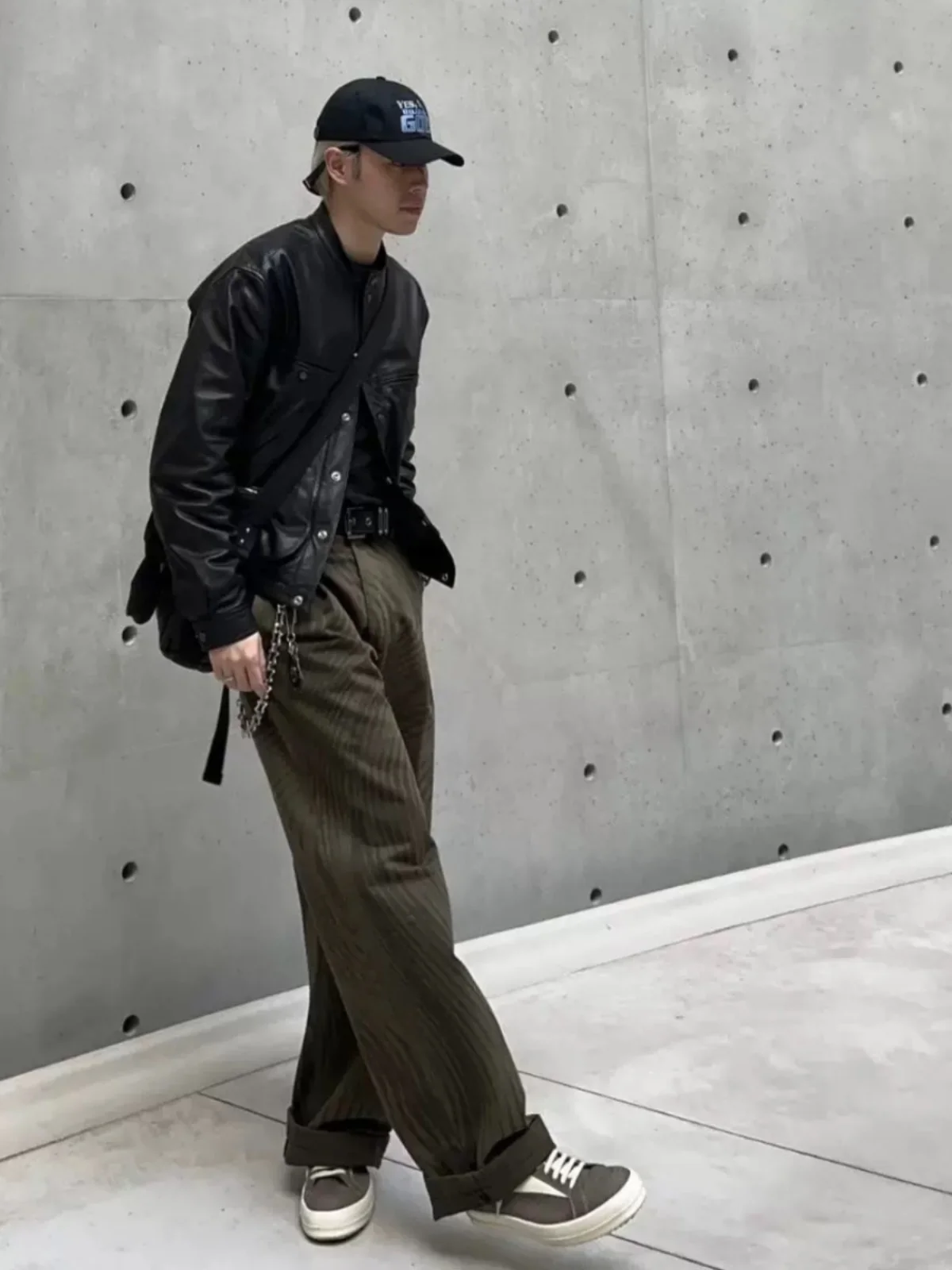 

Retro Sle Denim Jeans Men Women Casual Long Pants Autumn Winter Water Wave Texture Knit Print Crt DVN INCERTITUDE 2024