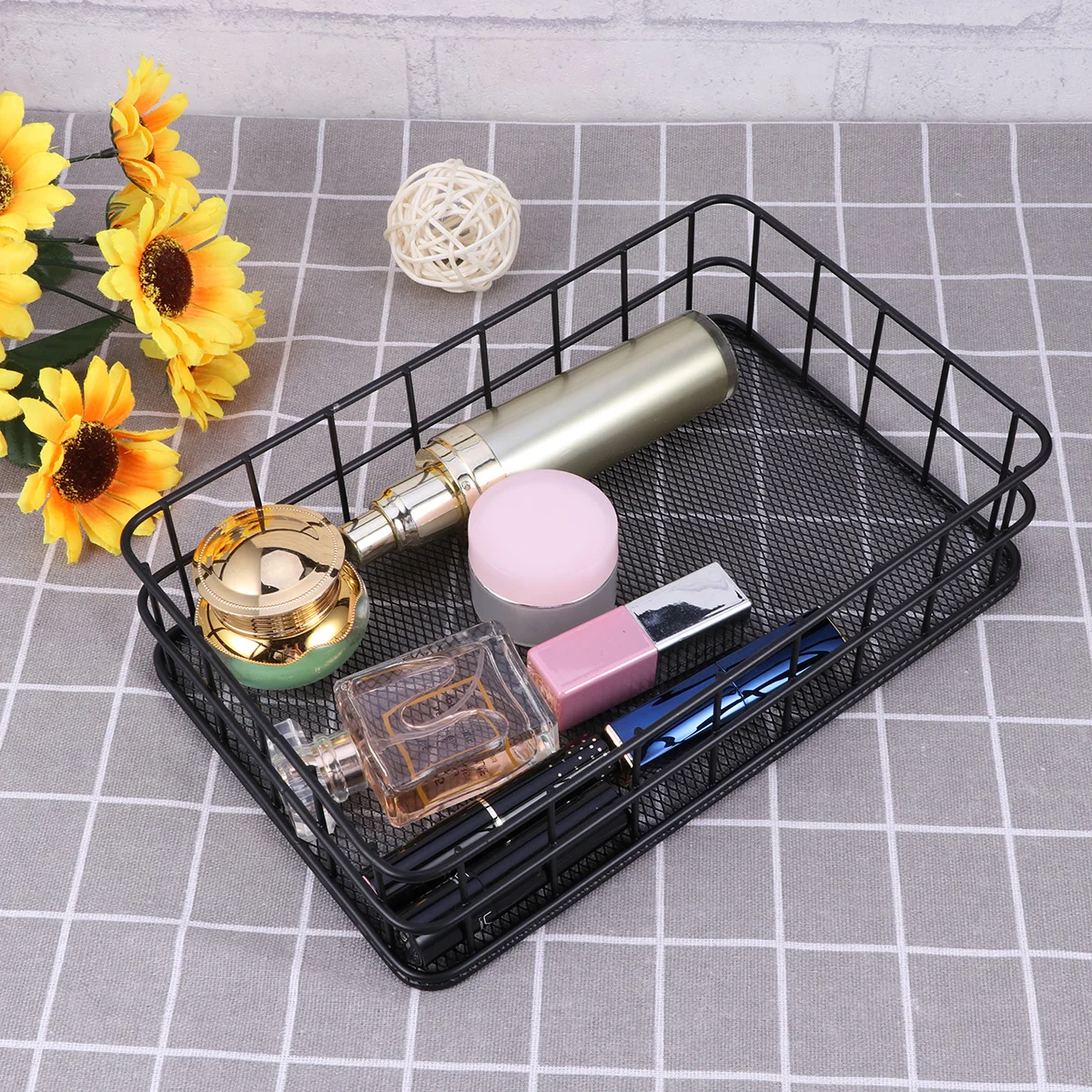 Storage Basket for Cosmetics ganizer Mesh Container Household Supplies Metal Baskets Kitchen Bathroom Office Use