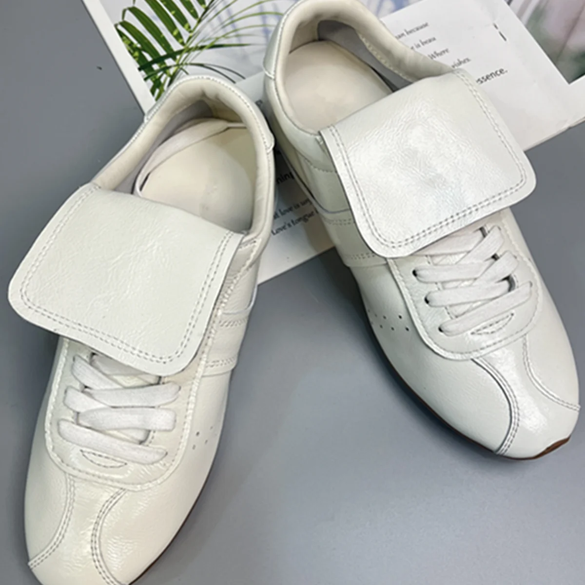 Withered British Fashion Women's Breathable And Comfortable Minimalist Casual Shoes Girls Fashion Genuine Leather Sneakers